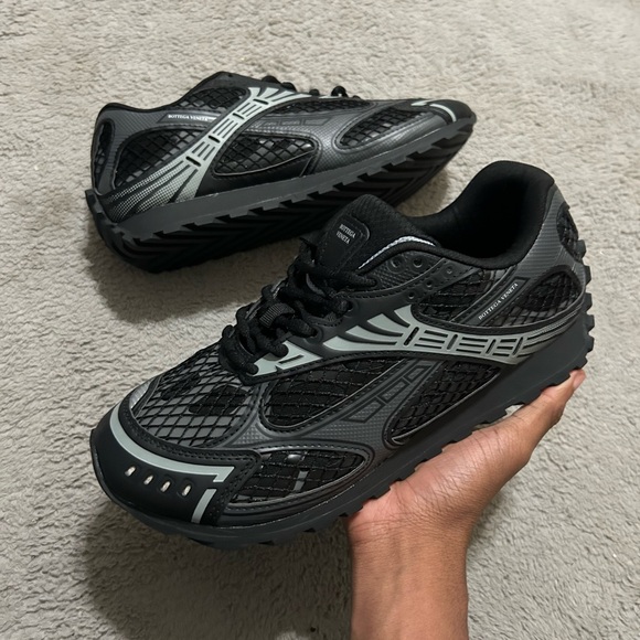 Bottega Veneta Black and Gray Men's Sneakers - Picture 1 of 4
